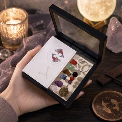 Pisces Seven Chakra Crystal Keychain Gift Set