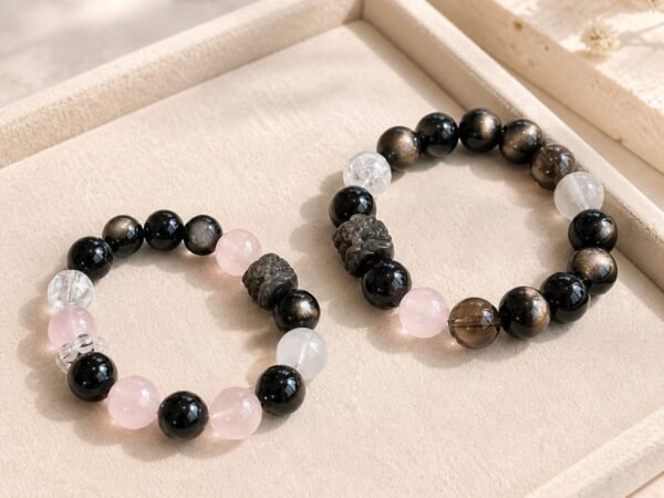 rose-shadow-pixiu-couple-crystal-bracelet-set-01-main Crystal bracelet set for couples with rose quartz and a carved Pixiu focal bead