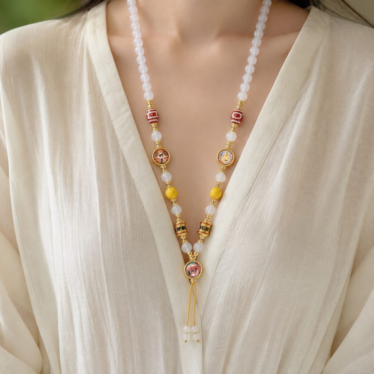 White Agate Thangka Clarity Pendant Chain