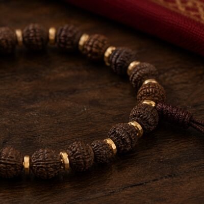 golden-stillness-mala-spacer-bodhi-mala-detail Golden Stillness Mala Spacer